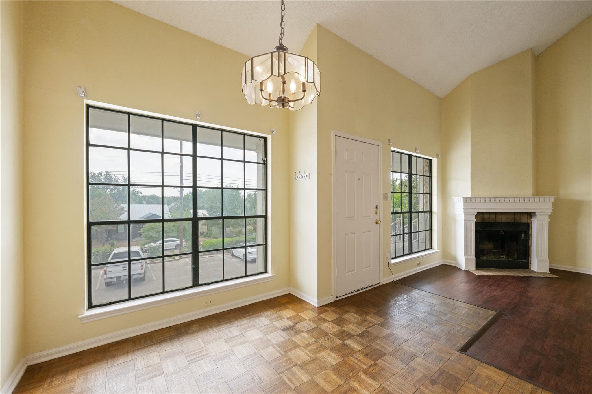 1610  Waterston Ave  #11, Clarksville, Austin, photo 3