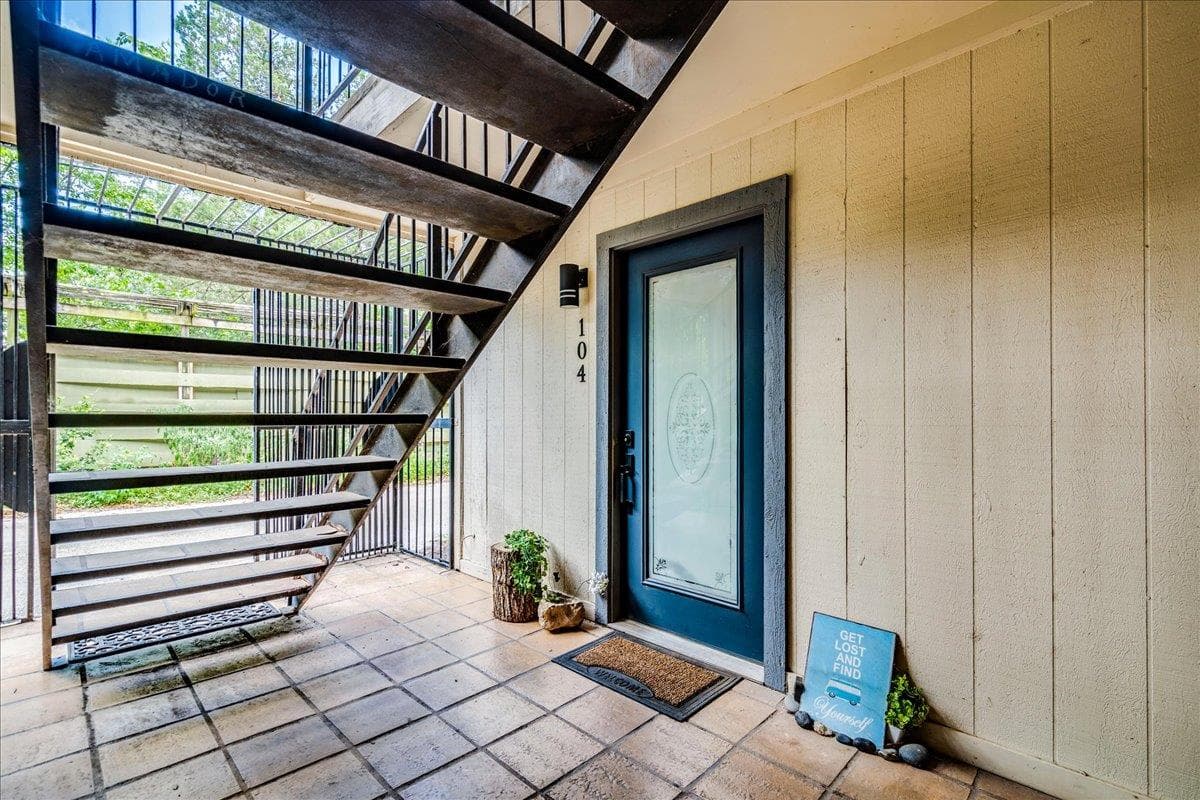 1111 W 10th St  #104, Clarksville, Austin, photo 4